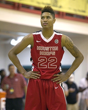 Kelly oubre sales draft shoes