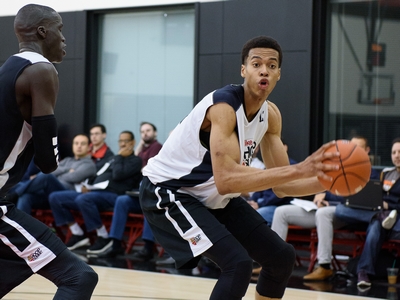 2015 Nike Hoop Summit One on One Drills: Skal Labissiere vs Thon Maker