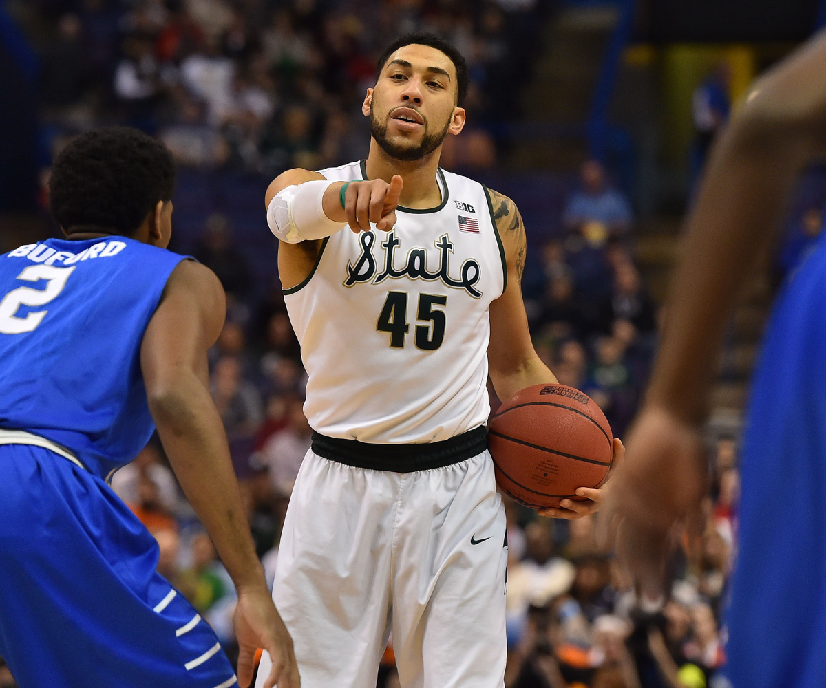 Denzel Valentine profile