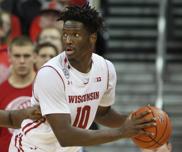 Nigel Hayes profile