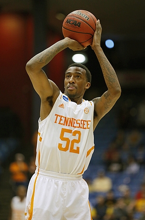 Jordan McRae profile