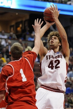 Robin Lopez profile